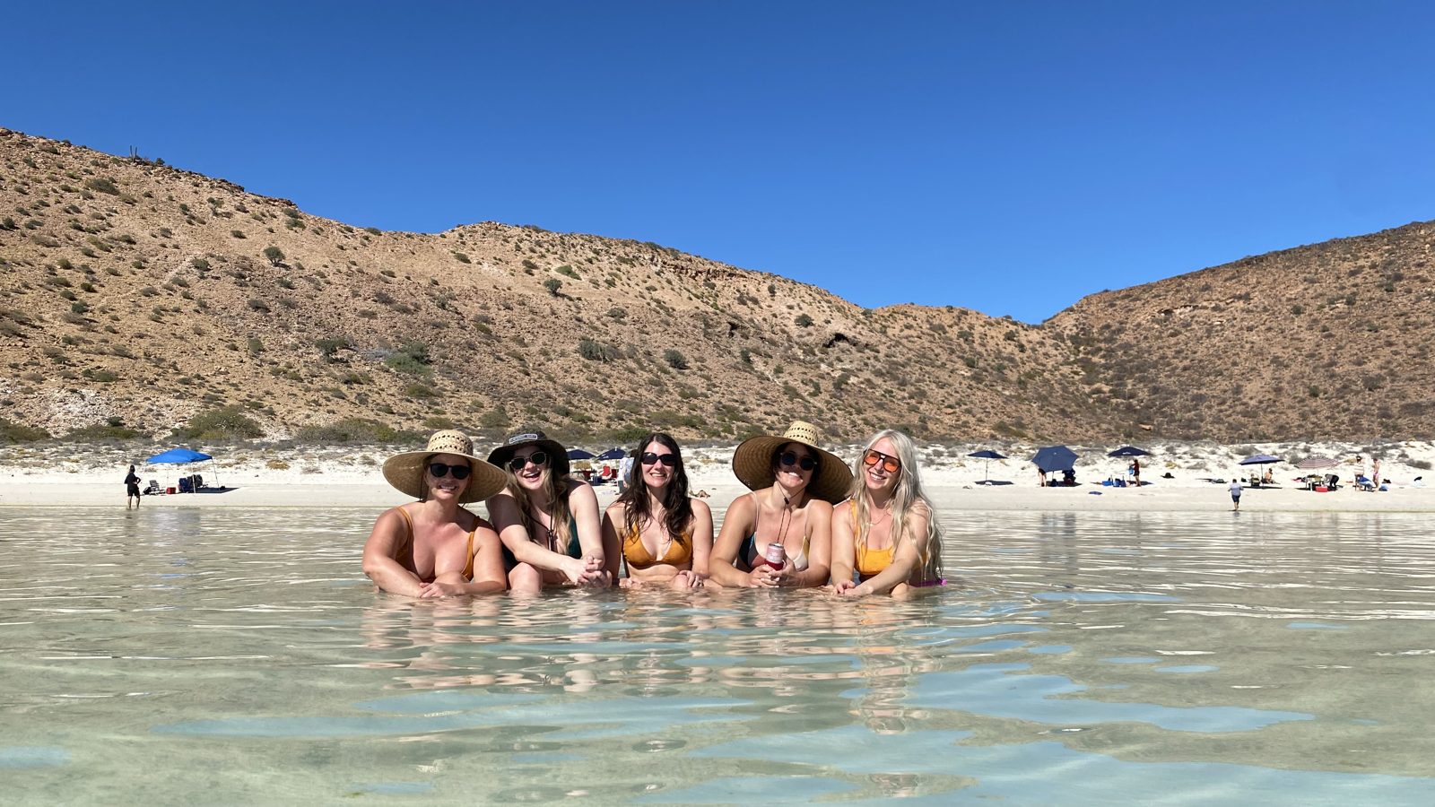 Ensenada Grande beach, Isla Espíritu Santo